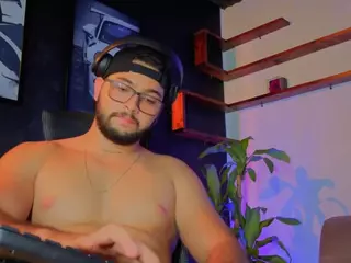 Andrew-Brownn's Live Sex Cam Show