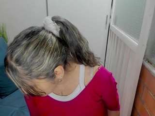 penelope47's CamSoda show and profile