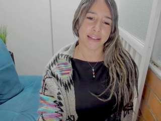 penelope47's CamSoda show and profile