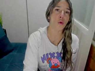 penelope47 live cam profile