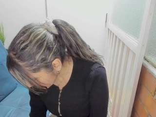 penelope47's CamSoda show and profile