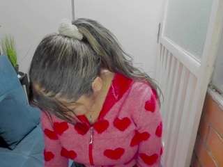 penelope47 live webcam show