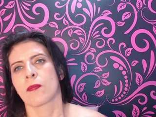 milfrockroll webcam model