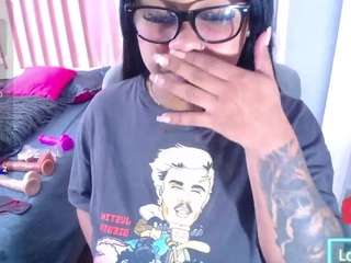 naahom1 webcam