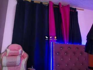 nikiix Live Webcam on CamSoda