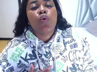 exotic-karmella's Live Sex Cam Show