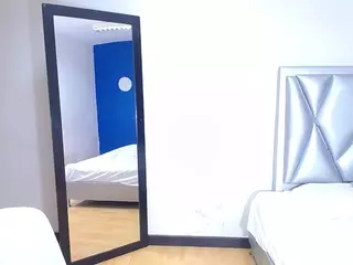 exotic-karmella's Live Sex Cam Show