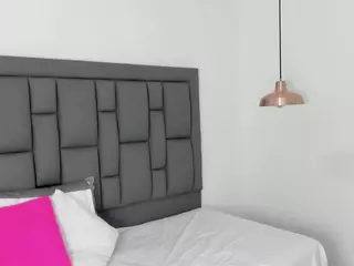 Lilyevans01's Live Sex Cam Show
