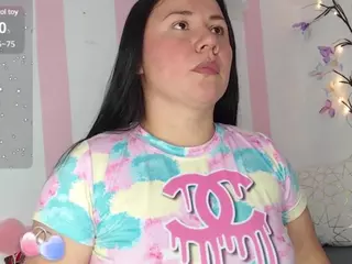luciaflores's Live Sex Cam Show