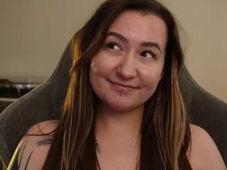  meganhart chat room