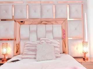 carlee-jones Live Webcam on CamSoda