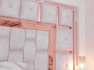 Carlee-Jones live webcam show