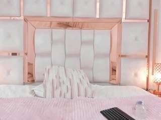 carlee-jones's live room