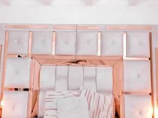 Carlee-Jones live webcam show