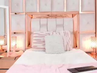 Carlee-Jones's Live Sex Cam Show