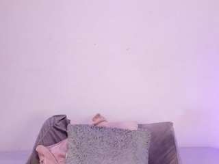 isa-molly webcam