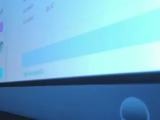 IsaMeow's Live Sex Cam Show