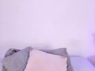 IsaMeow's Live Sex Cam Show