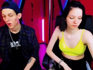 IvyCutee's Live Sex Cam Show