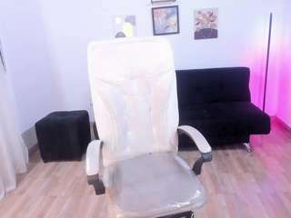aliciia-cute Live Webcam on CamSoda