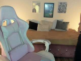  aliciia-cute chat room