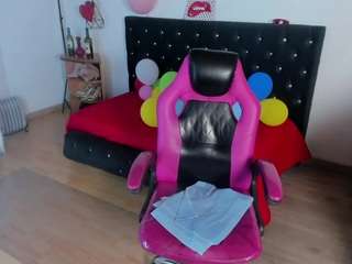 aliciia-cute Live Webcam on CamSoda