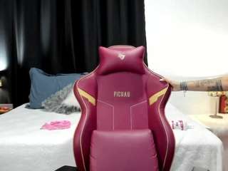 lauracolor webcam