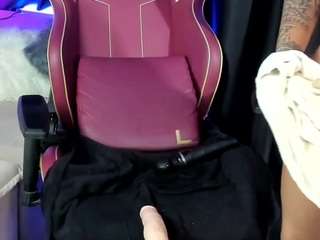 lauracolor Live Webcam on CamSoda