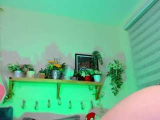 fernandadiaz05's CamSoda show and profile