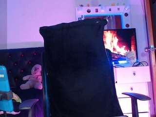 shopia-foxx from CamSoda