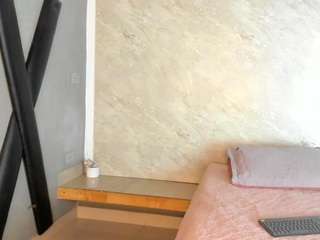 sinthiacollins Live Webcam on CamSoda