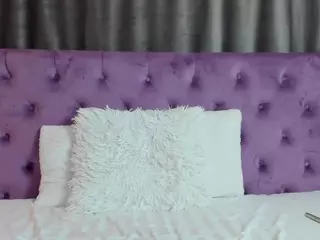 SophiaMya's Live Sex Cam Show