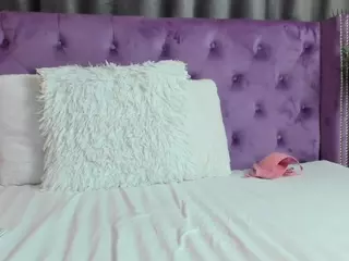 SophiaMya's Live Sex Cam Show