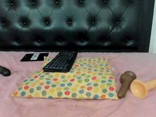 alejandra-dunn from CamSoda is Freechat