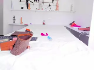 Alejandra-dunn's Live Sex Cam Show