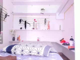 Alejandra-dunn's Live Sex Cam Show