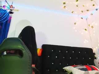 cute-charlotte webcam