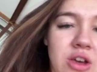 jadebay's CamSoda show and profile