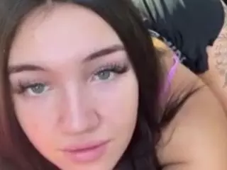 jadebay's Live Sex Cam Show