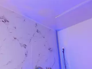 SarahGil's Live Sex Cam Show