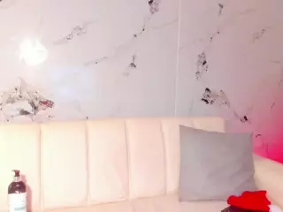 SarahGil's Live Sex Cam Show