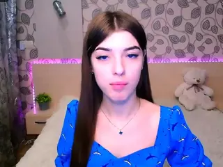 Your-moon18's Live Sex Cam Show