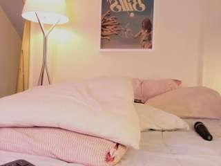 abigaill-1 Live Webcam on CamSoda