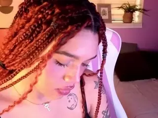 Abigaill-1's Live Sex Cam Show