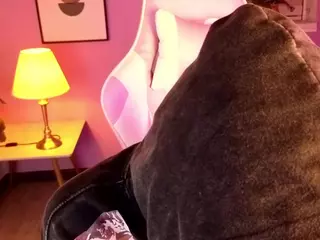 Abigaill-1's Live Sex Cam Show