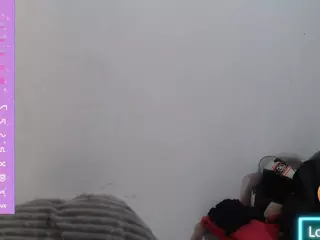 alisonpussyjuicy's Live Sex Cam Show