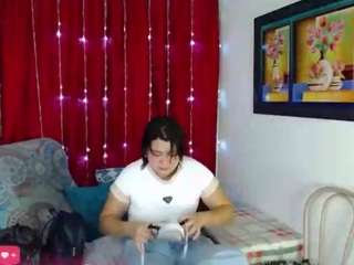 cassandrababy's CamSoda show and profile