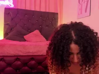 Dahlia-brownie1's Live Sex Cam Show