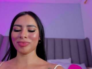 samantha-millerr from CamSoda is Freechat
