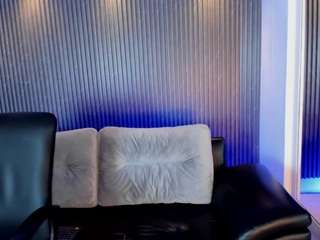 ava-millerr webcam model